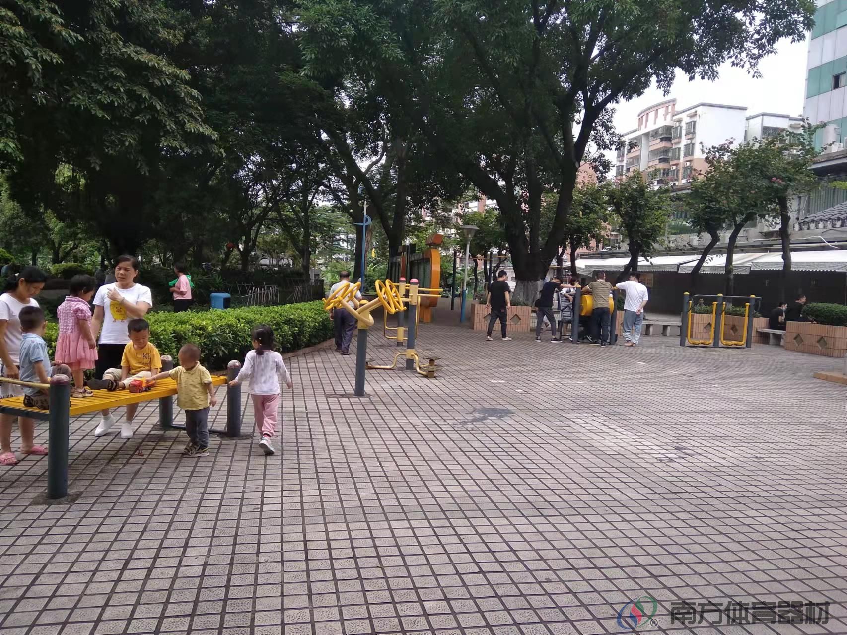 官窑草暖公园(图1) 官窑草暖公园(图1)